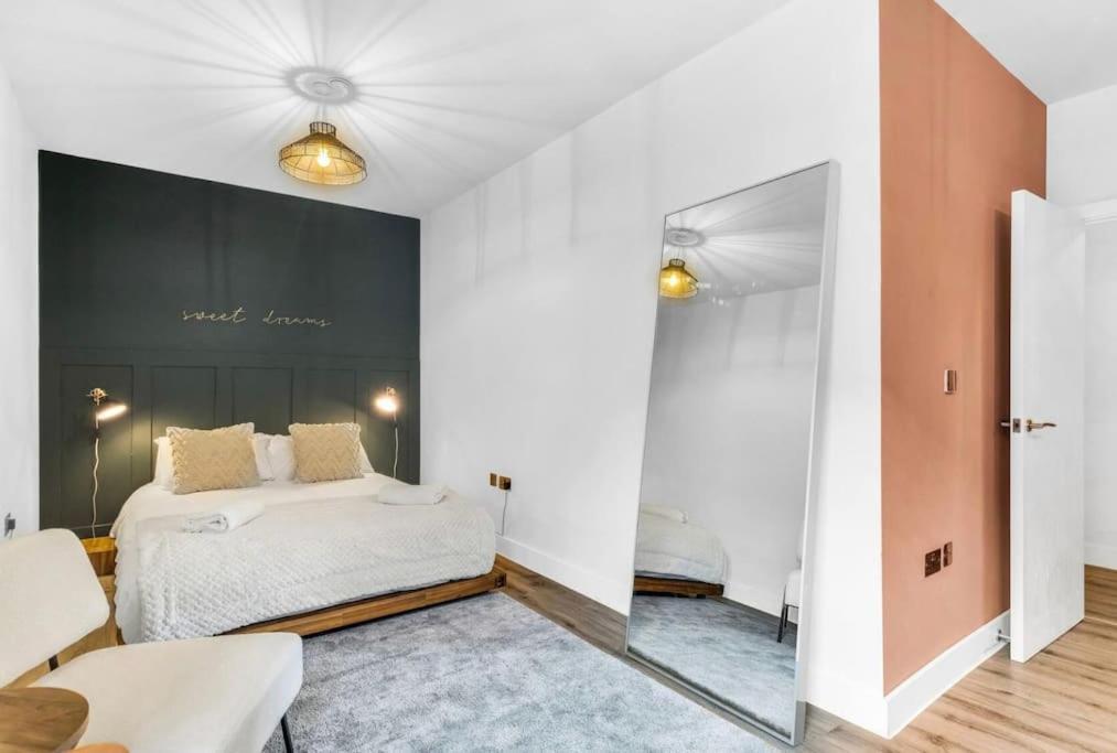 Giant Savings On Long Stays B1 Living, Enquire Now Birmingham Exteriér fotografie