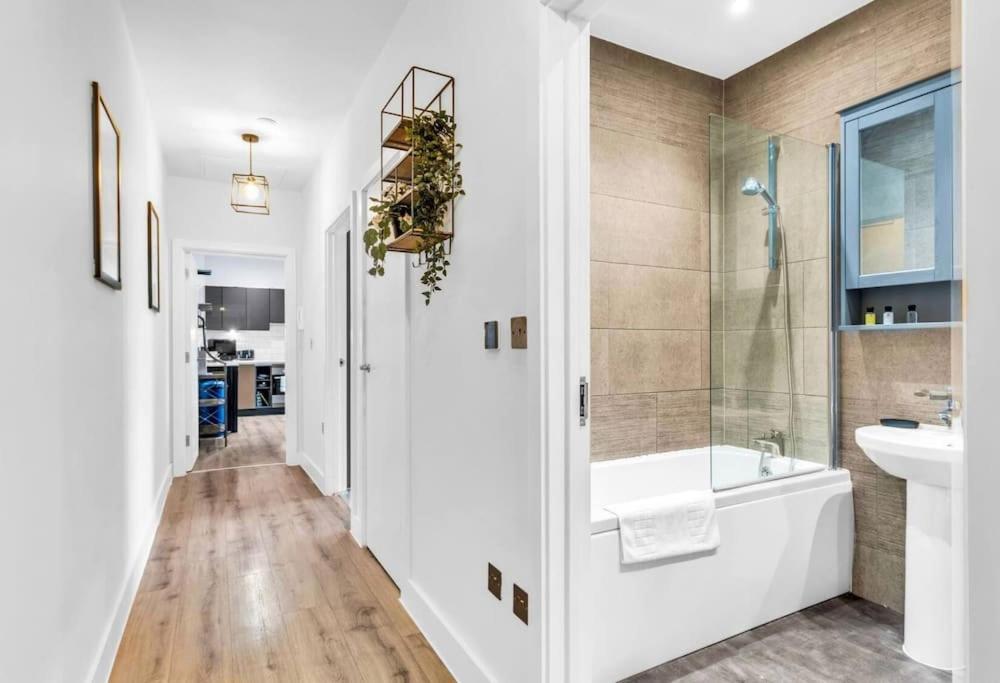Giant Savings On Long Stays B1 Living, Enquire Now Birmingham Exteriér fotografie