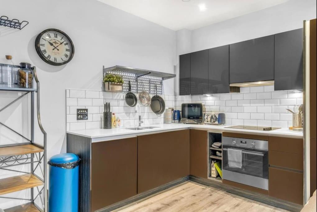 Giant Savings On Long Stays B1 Living, Enquire Now Birmingham Exteriér fotografie