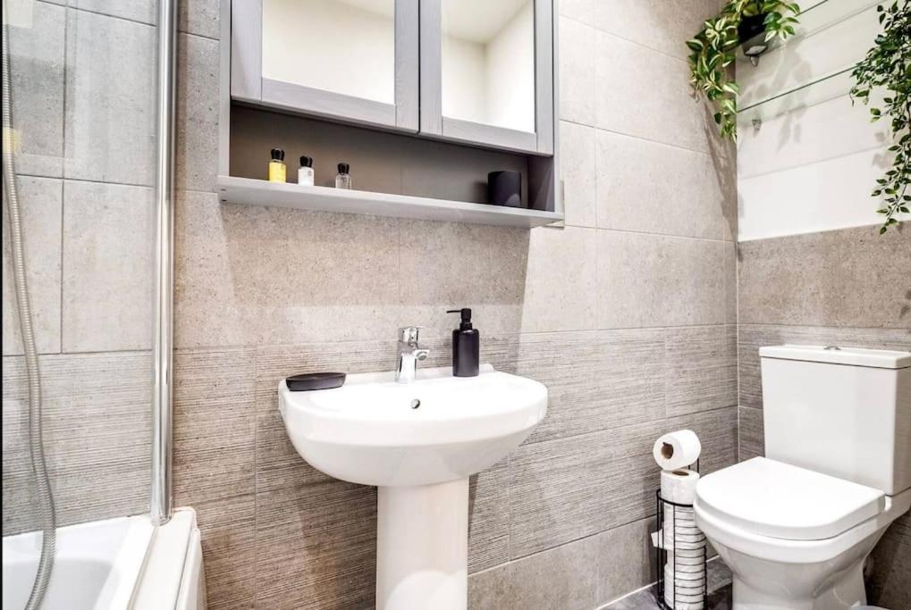 Giant Savings On Long Stays B1 Living, Enquire Now Birmingham Exteriér fotografie